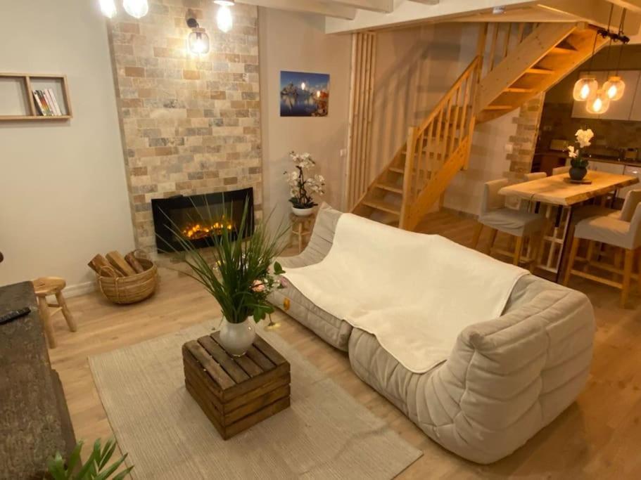 Appartement Appt Chalet Tarbes centre calme 2ch/Jardin Extérieur photo